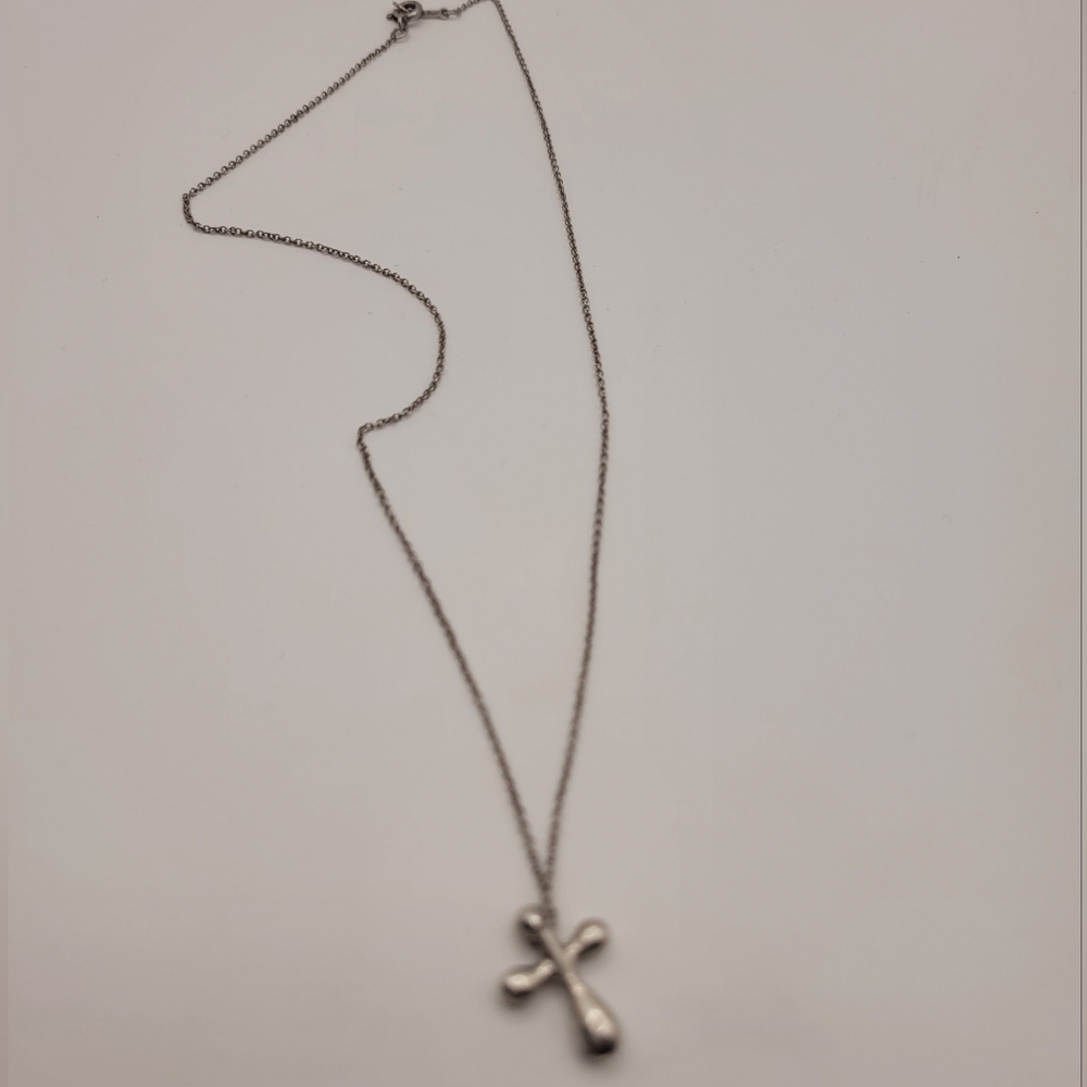 Tiffany & Co. Elsa Peretti Cross Necklace - Picture 4 of 4